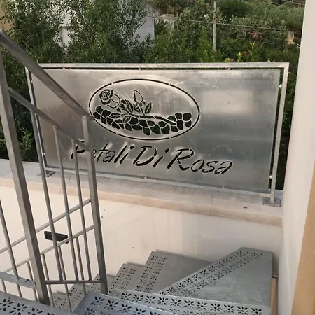 Mansarda Petali Di Rosa Custonaci